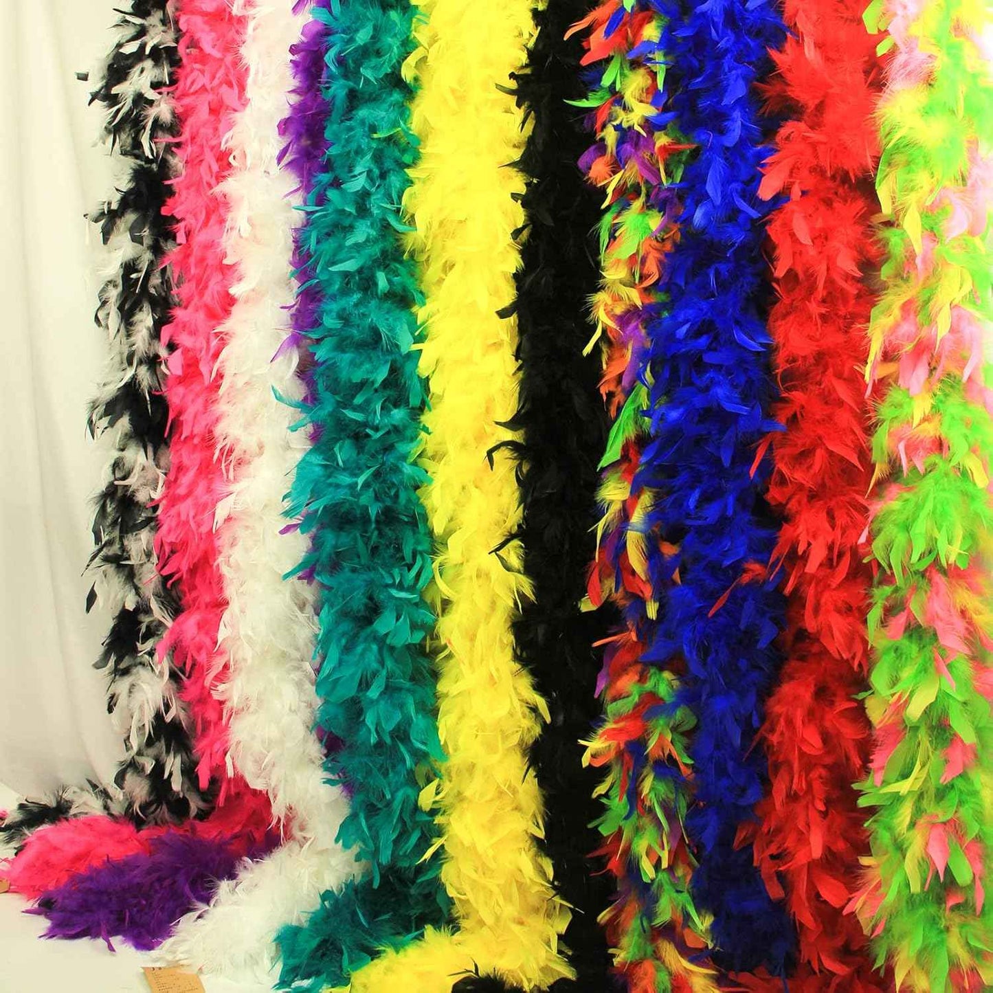 THARAHT 19 Color- 40/60/100g 2Yard Chandelle Feather Boa Dancing Wedding Party Halloween Costume Decoration Feathers boa