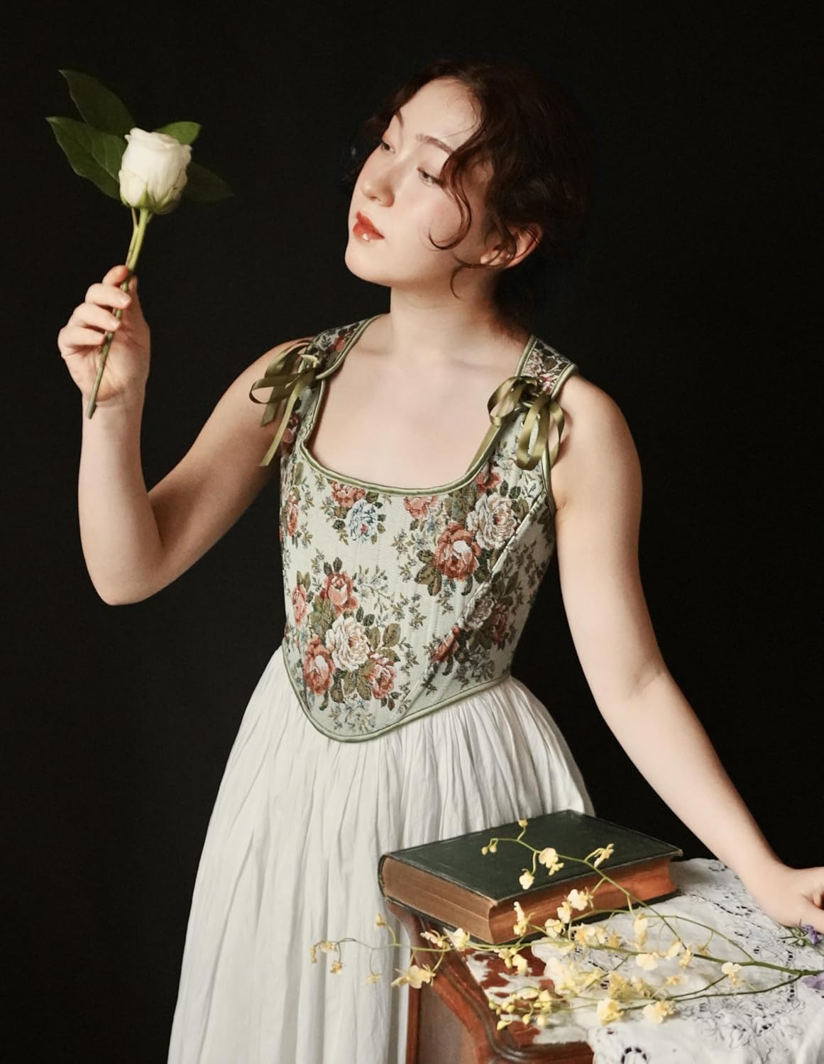 Scarlet Darkness Corset Tops for Women Renaissance Floral Overbust Boned Bustier Bodice