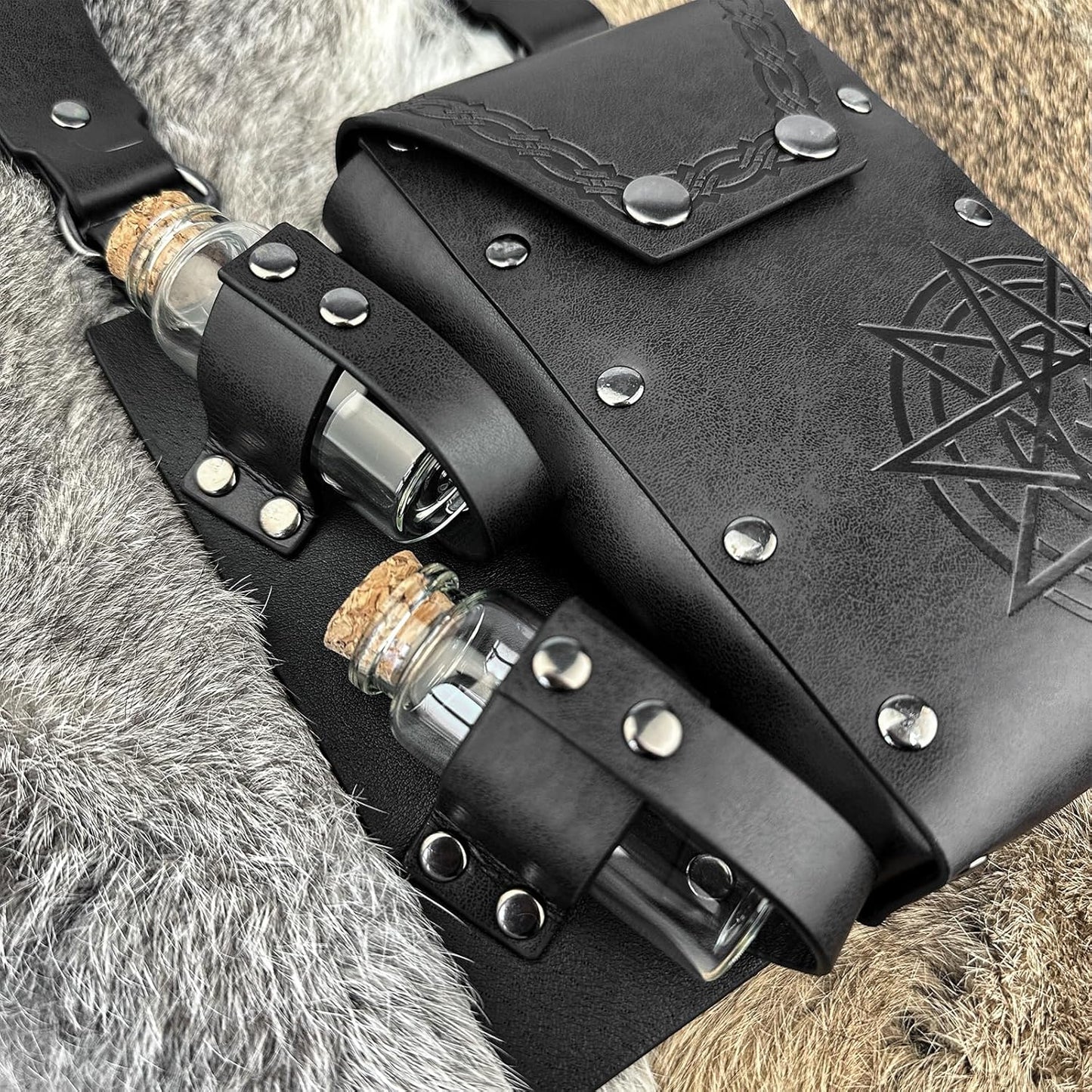 HiiFeuer Medieval Alchemy Faux Leather Belt Bag with 4 Cork Potion Vials, Fantasy Wizard Waist Pouch Side Pack for Ren Faire (Light Brown A)