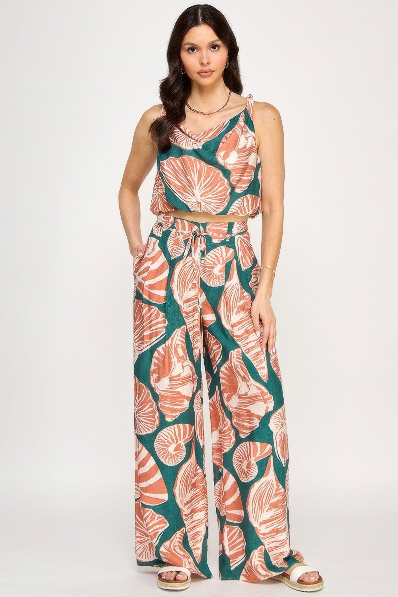 New Arrival – Printed Sleeveless Bubble Hem Top And Paper Bag Waist Pants Set – New Arrival Now Live
