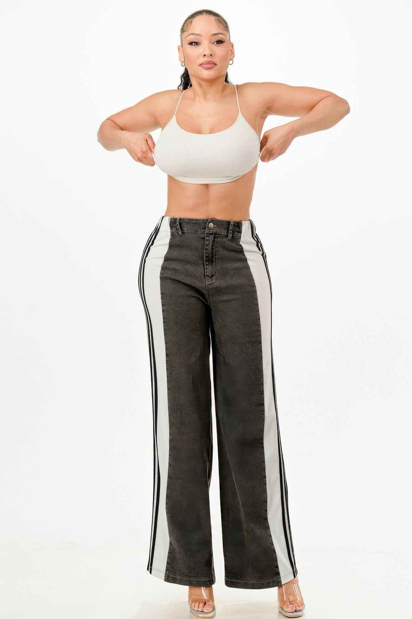 Wide Leg Jeans With Stripe Detail