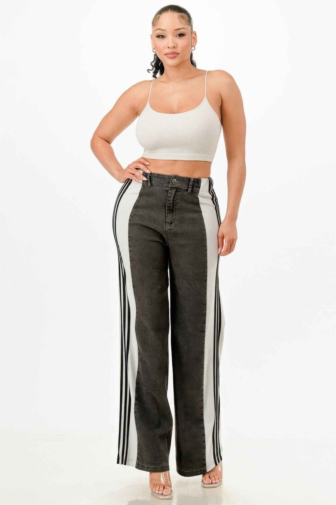 Wide Leg Jeans With Stripe Detail