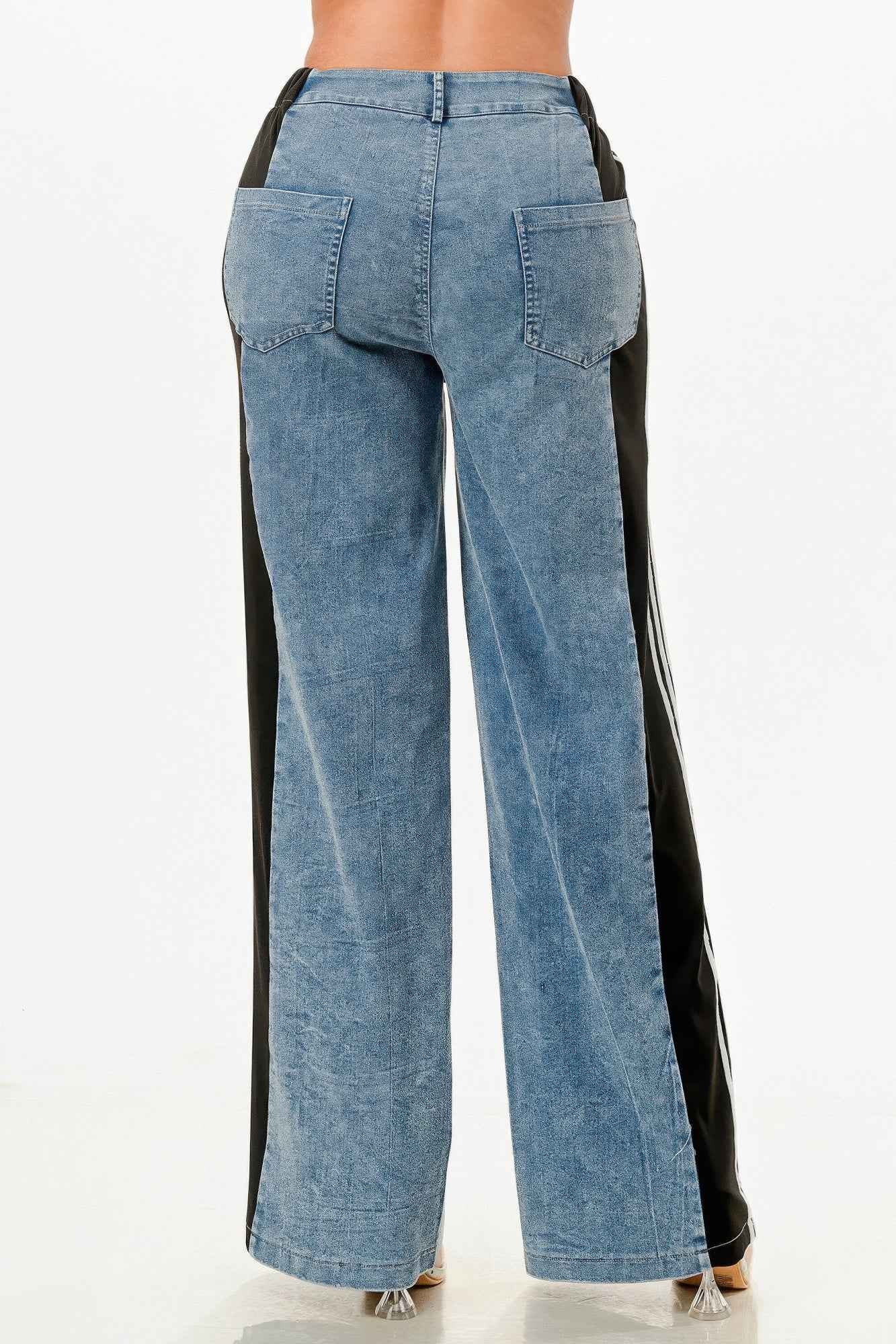 Wide Leg Jeans With Stripe Detail