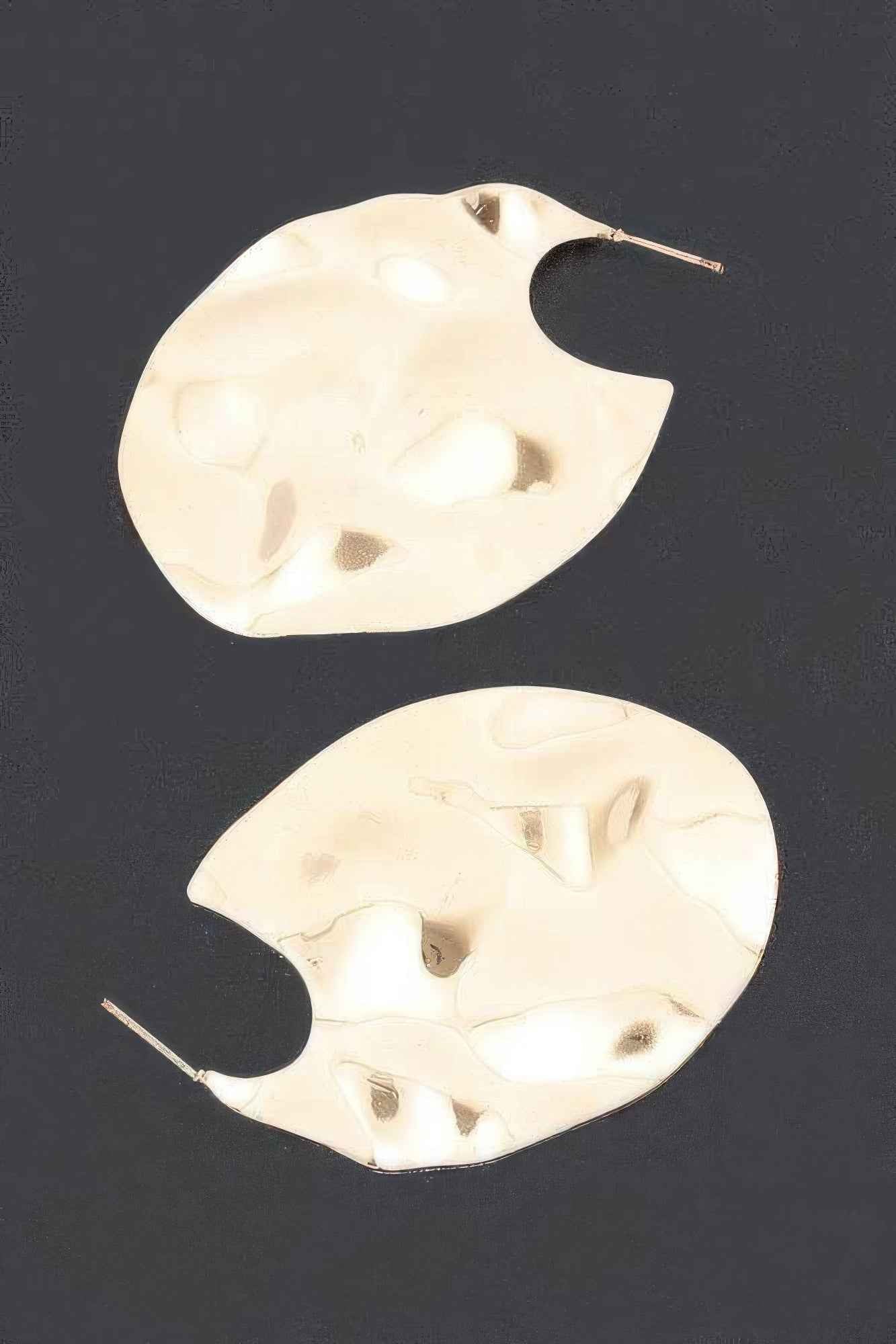 New Arrival – Metal Earring – New Arrival Now Live