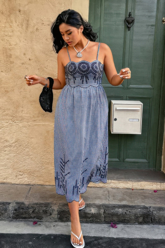 Plus Size Plaid Backless Hollow Out Strap Dress – New Arrival Now Live