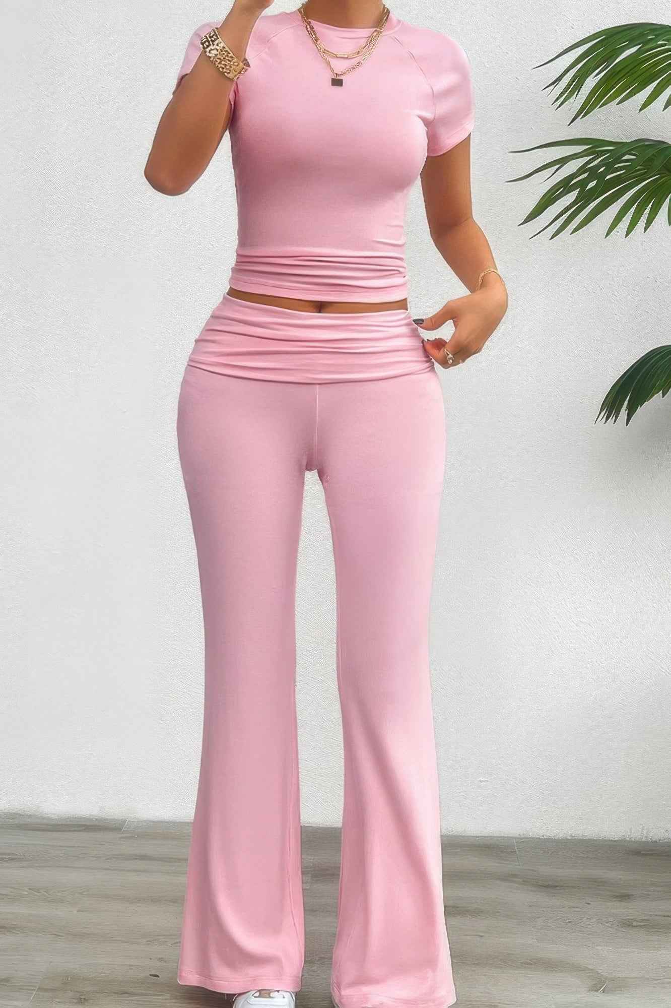 Two Pieces Round Neck Fit Elastic Straight Sets