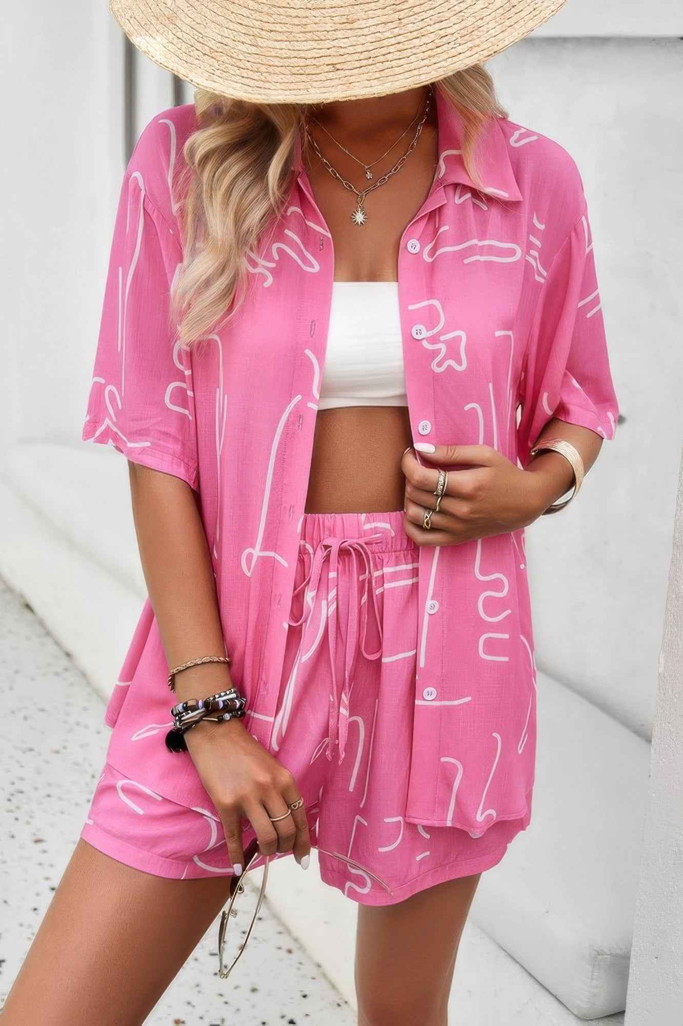 Allover Print Elastic Shorts Two Pieces Button Set