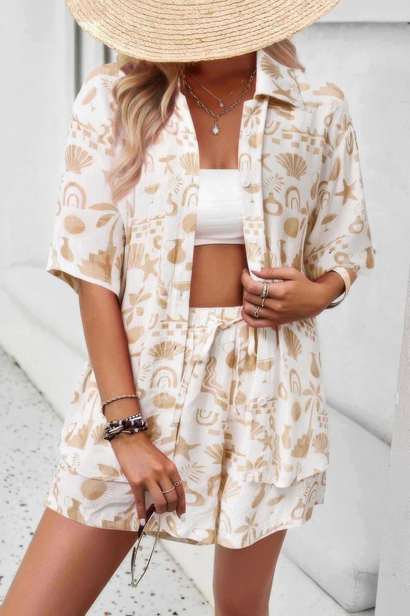 Allover Print Elastic Shorts Two Pieces Button Set