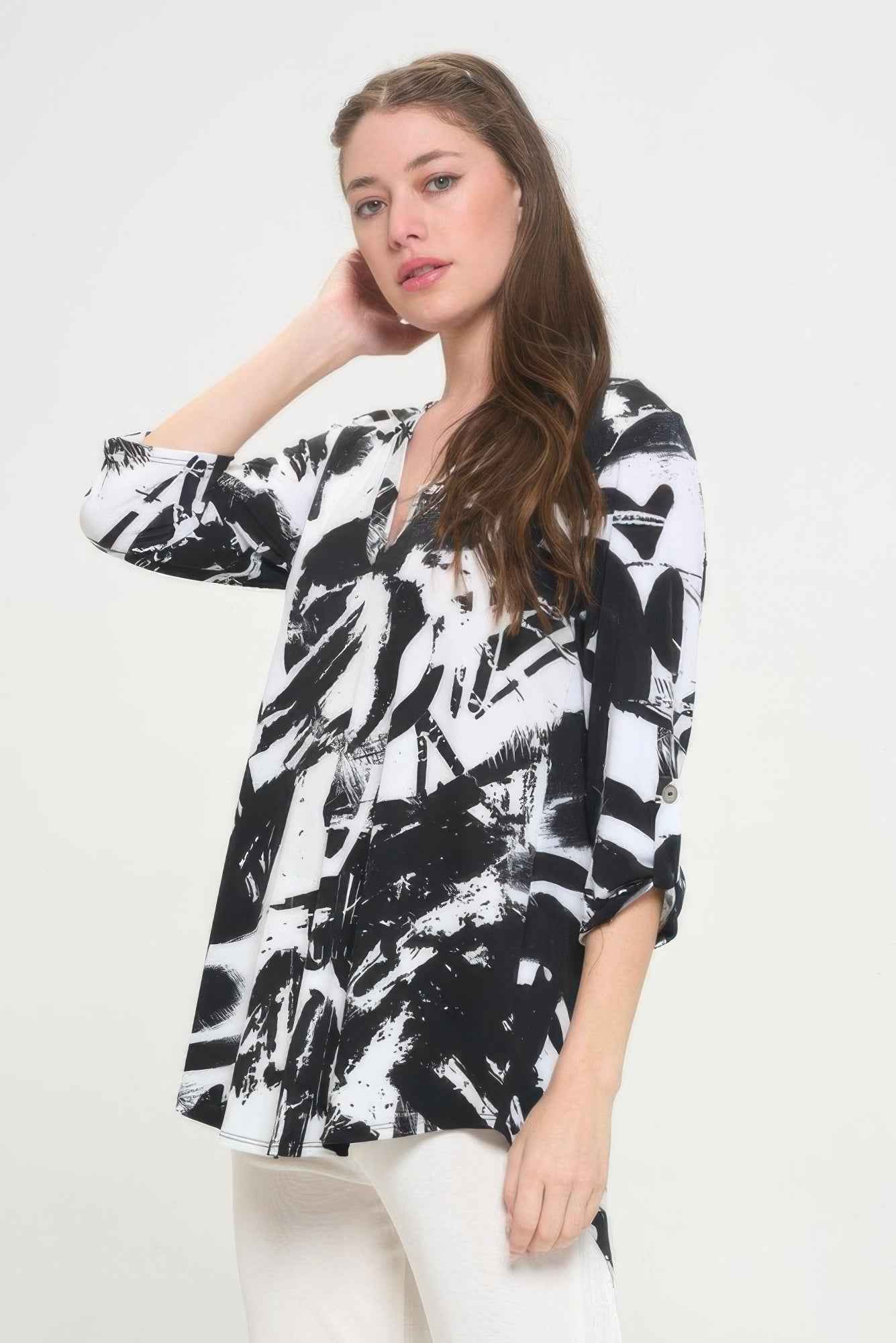 Hit Notch Neck Rolled Sleeve Top