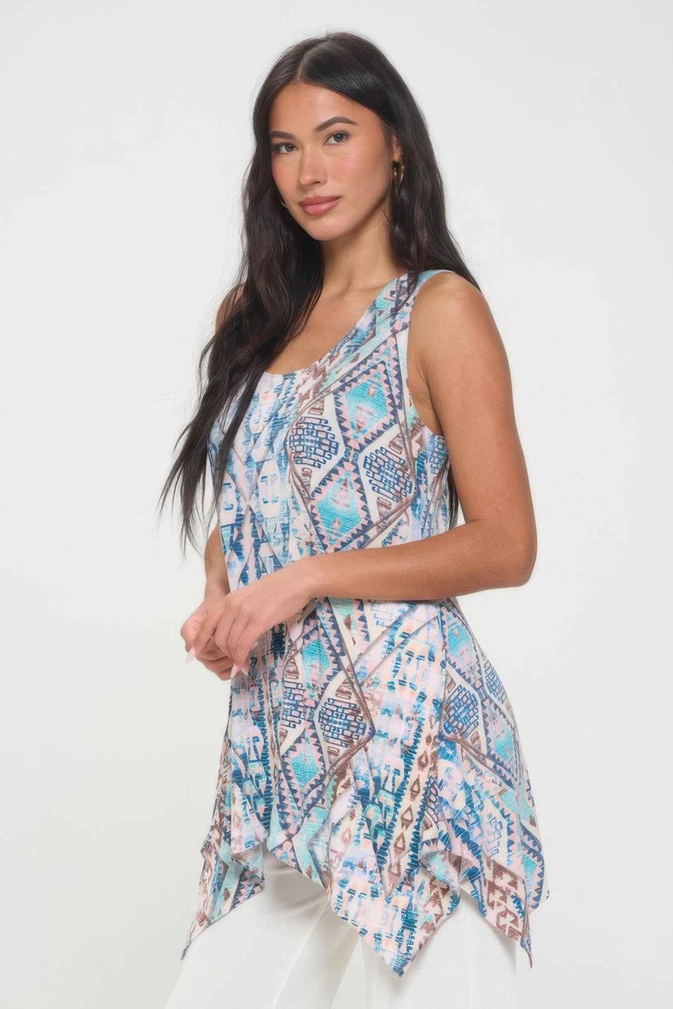 Hit Print Shark Bite Hem Tank