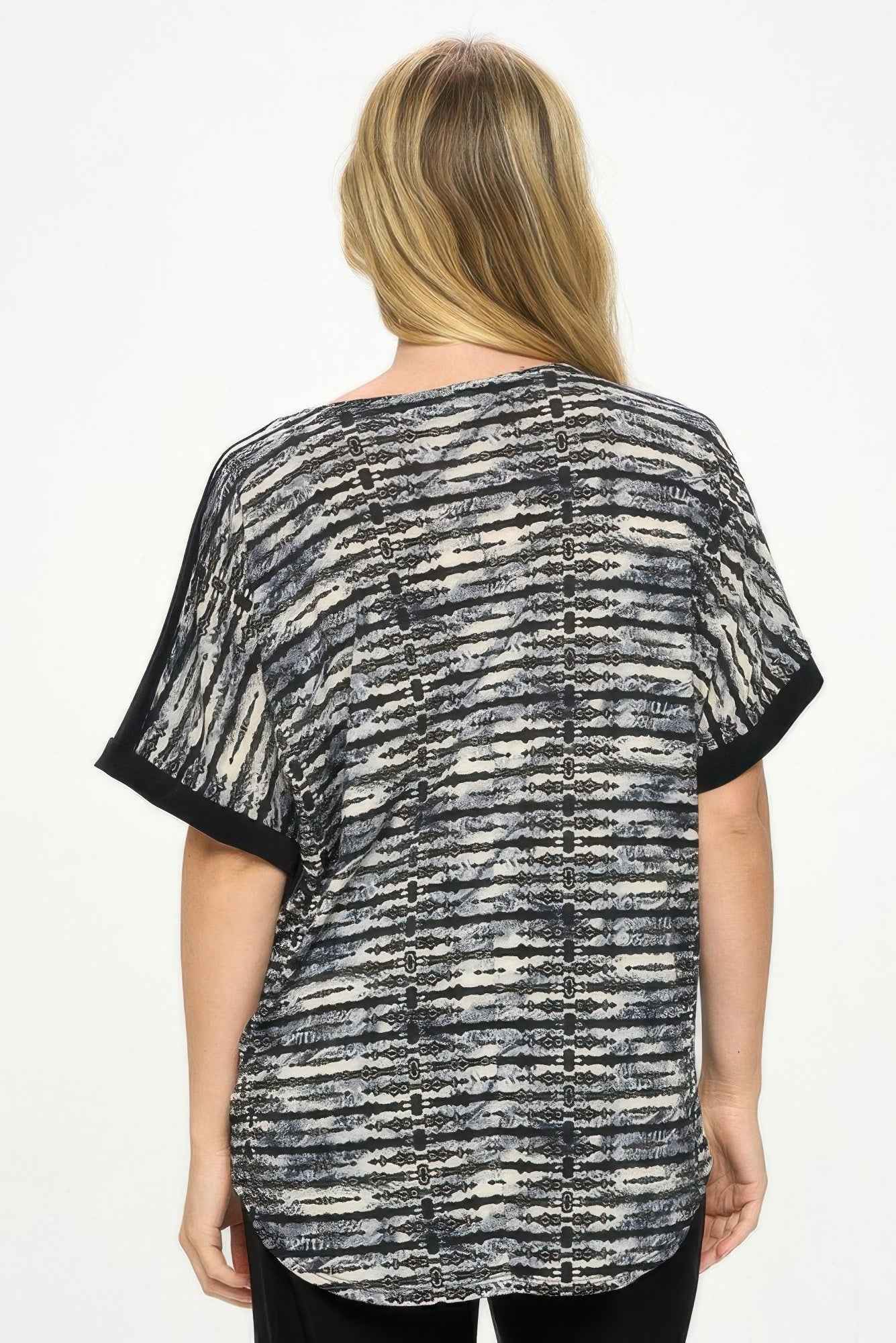 Hit Inbinding Neck Contrast Dolman Sleeve Top