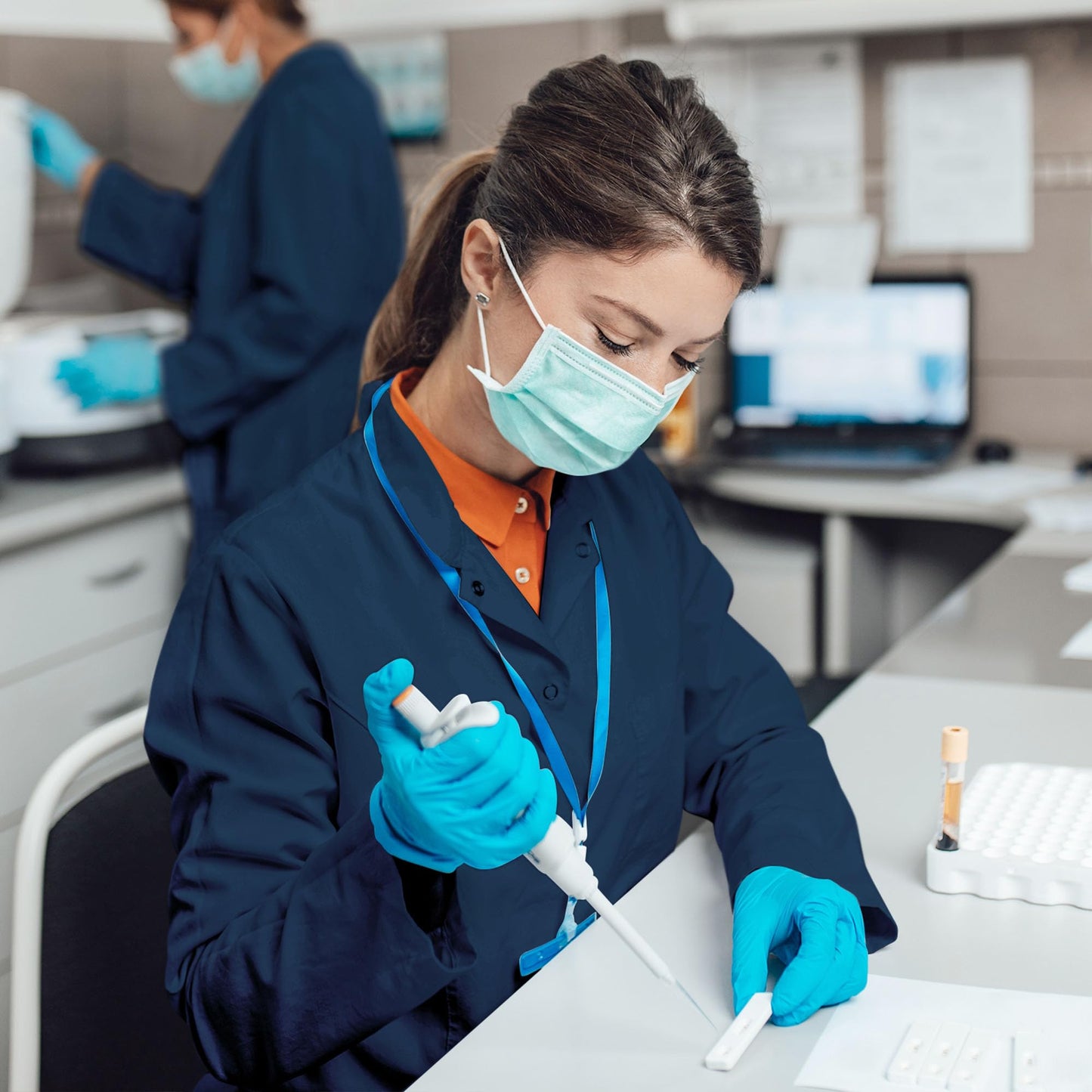 NY Threads Professional Lab Coat for Women, Long Sleeve Medical Coat