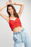 Top tipo bralette con encaje de crochet