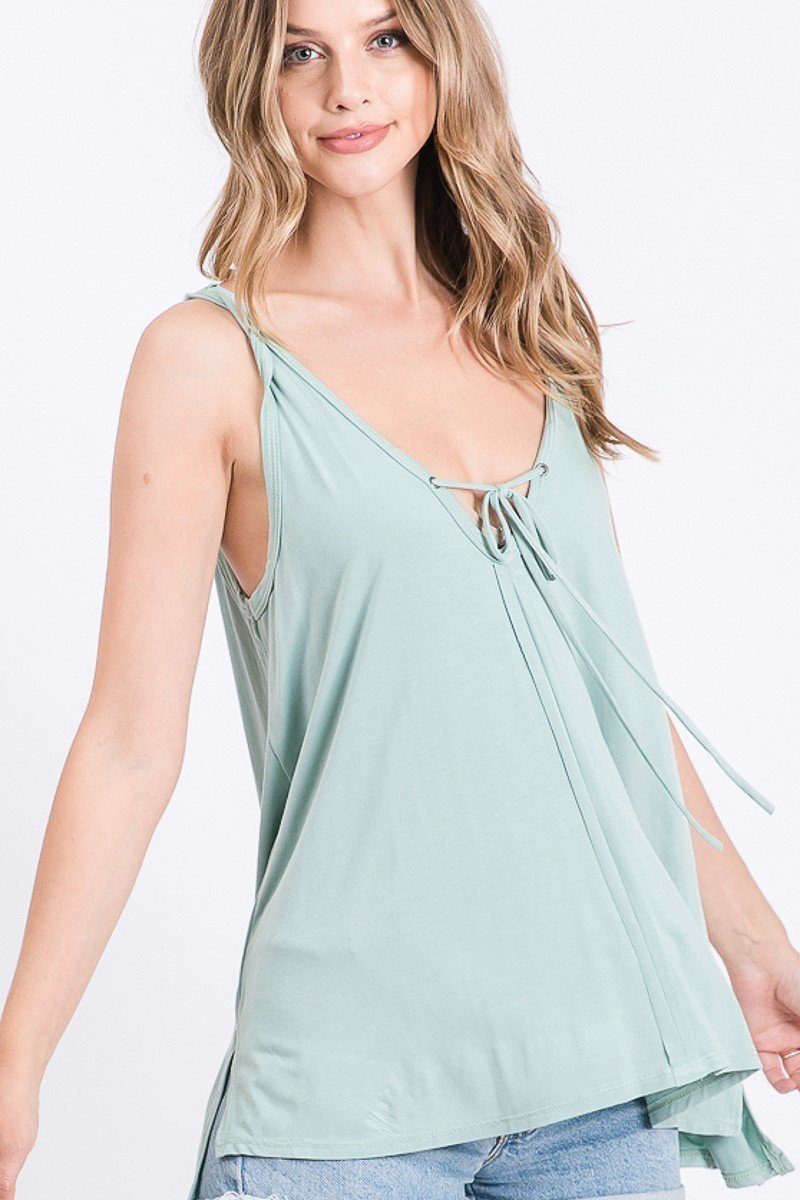 Sale - Lightweight This Flowy Tank – On Sale Now