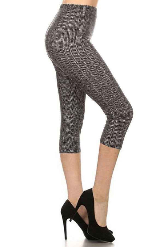 Chevron Print, High Waisted Capri Leggings – multicolor, fashion, women style