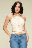 Top corto con cuello halter