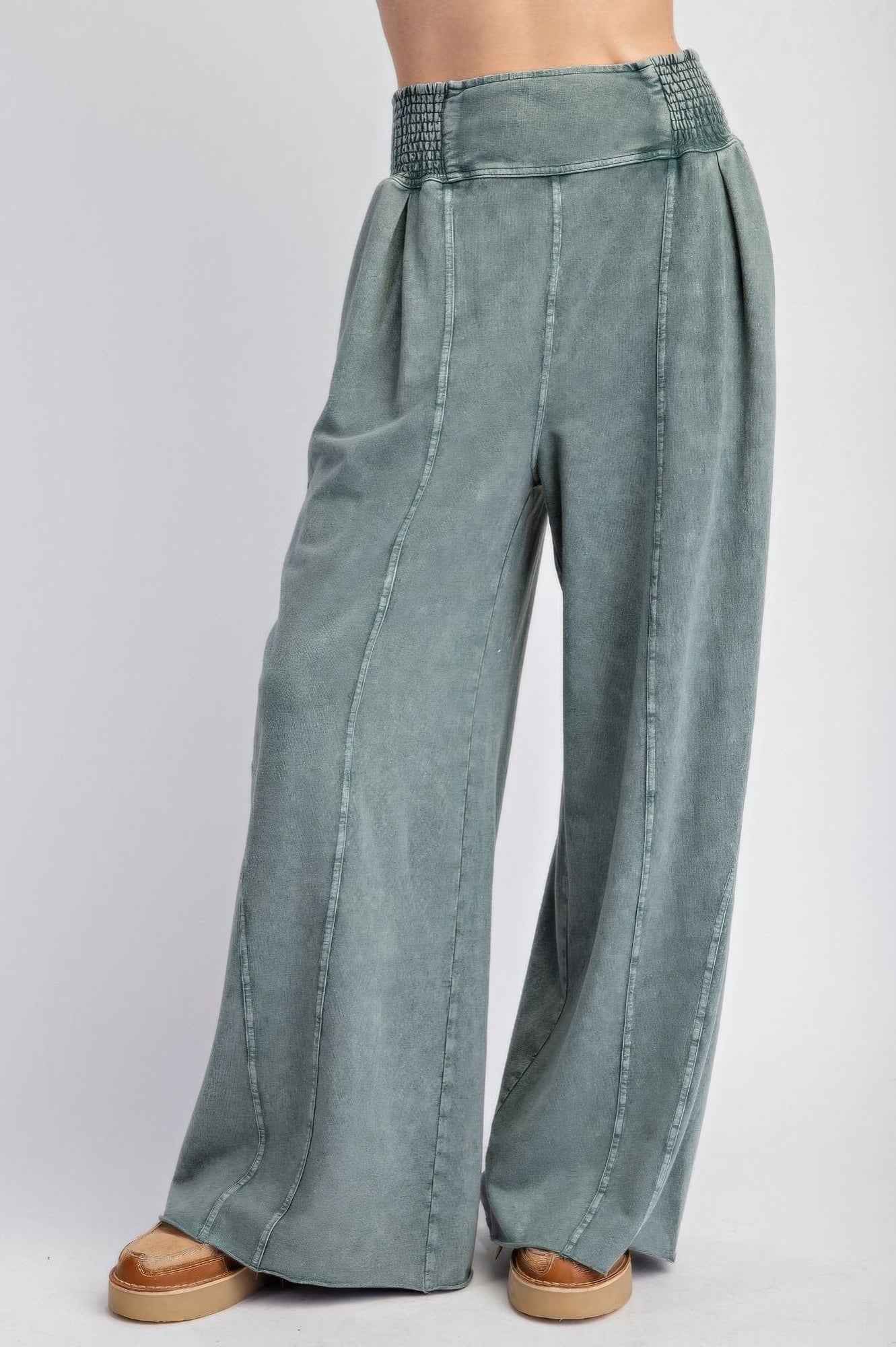 New Arrival – Mineral washed terry knit pants – New Arrival Now Live