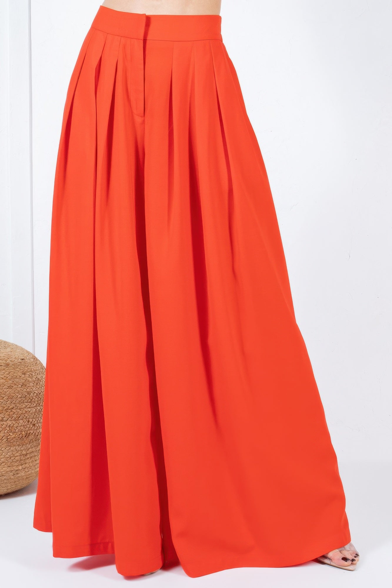 New Arrival – Large Hem Wide Leg Pleated Solid Pants – New Arrival Now Live
