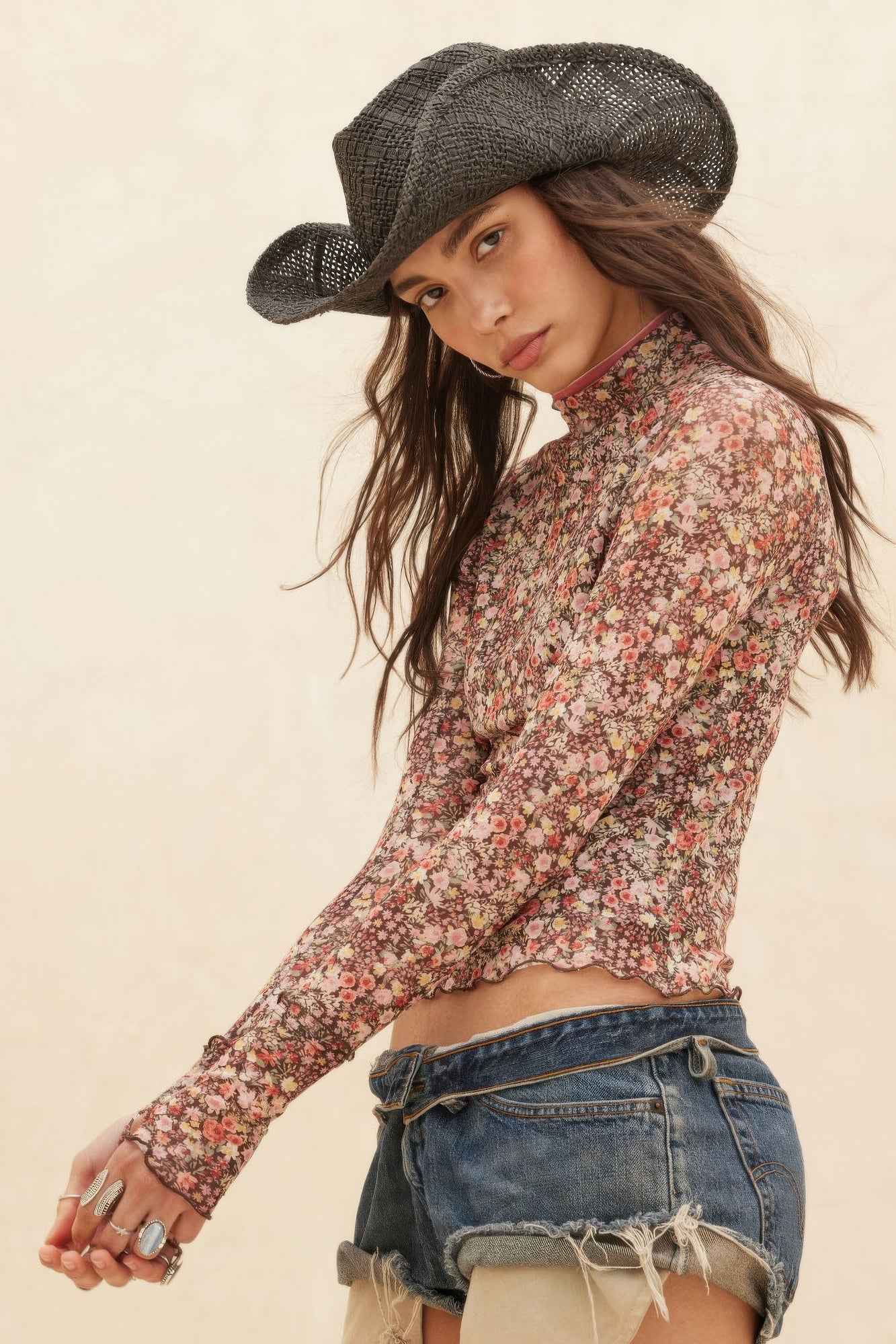 Floral-print Mesh Cropped Mock-neckthumbhole Top