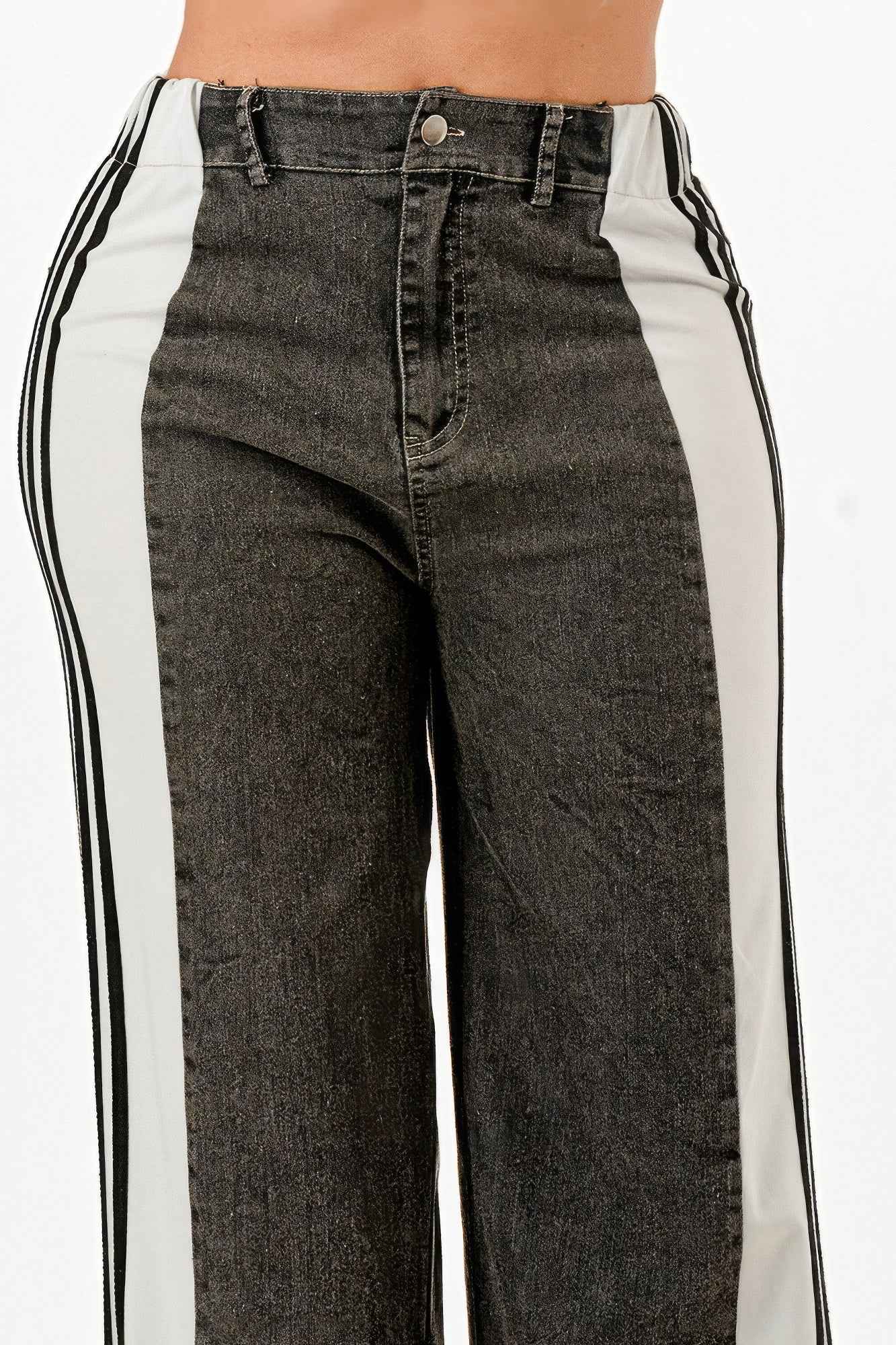 Wide Leg Jeans With Stripe Detail