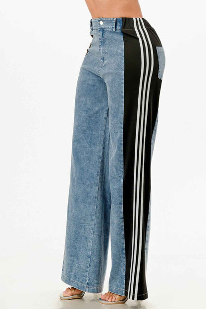 Wide Leg Jeans With Stripe Detail