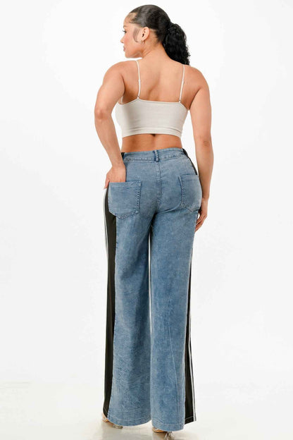 Wide Leg Jeans With Stripe Detail