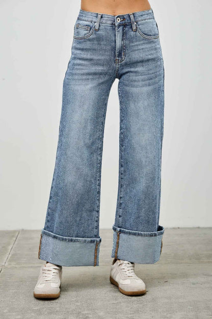 Mid Rise Cuffed Jeans With Stretch