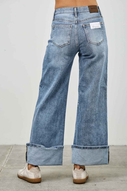 Mid Rise Cuffed Jeans With Stretch