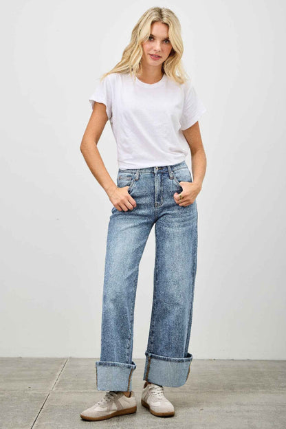 Mid Rise Cuffed Jeans With Stretch