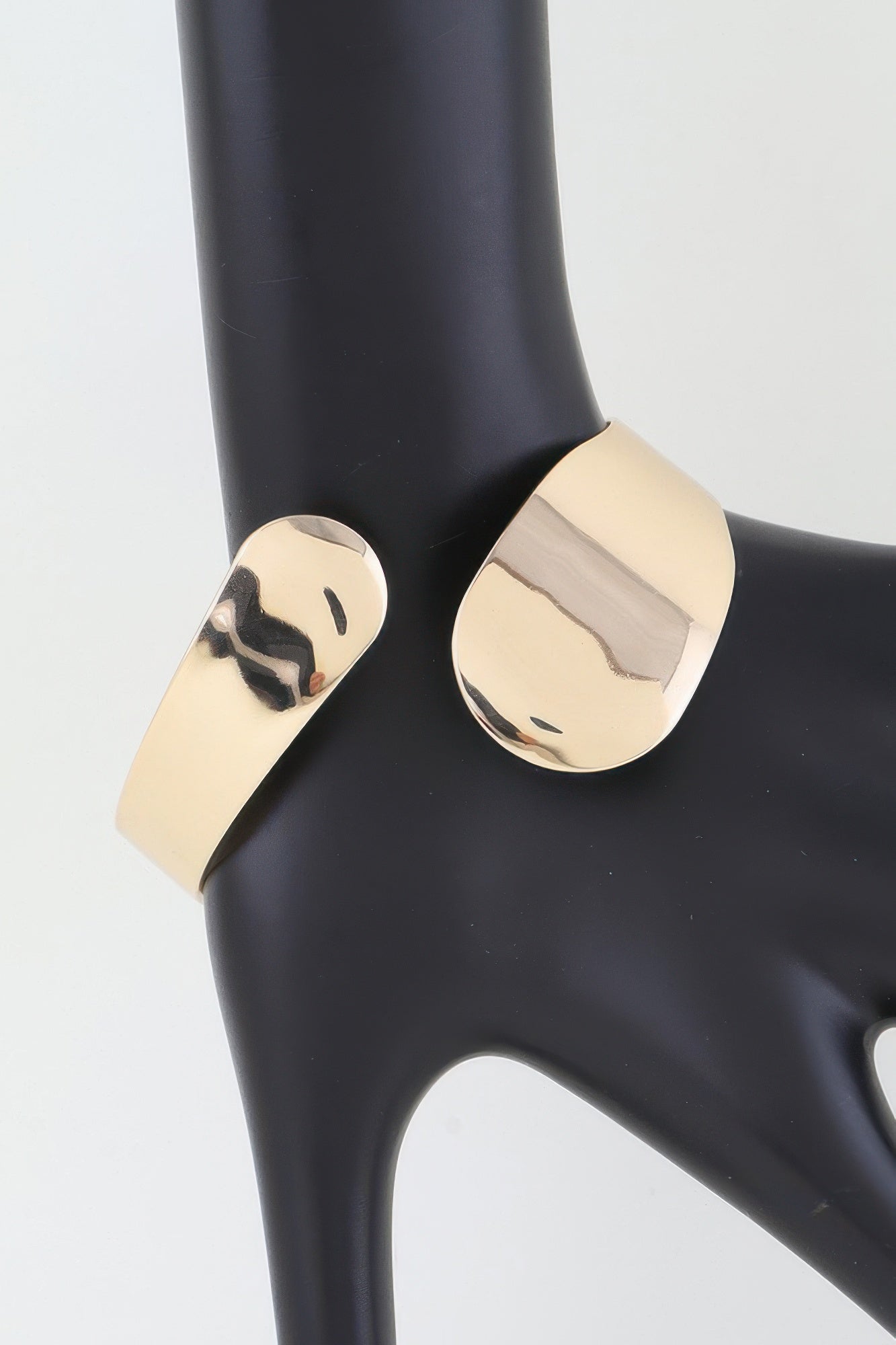 New Arrival – Shiny Wrap Around Bracelet – New Arrival Now Live