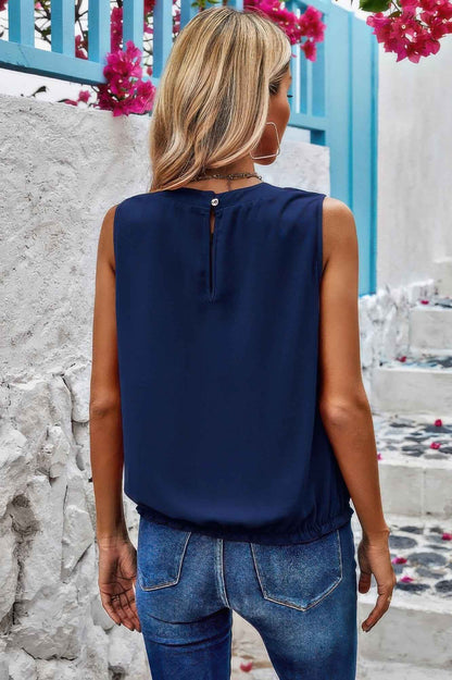 Sleeveless Pleated Round Neck Loose Fit Top
