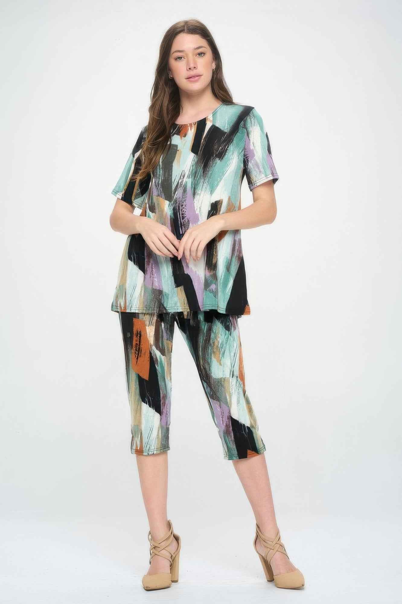 Short Sleeve Top Capri Pants Set