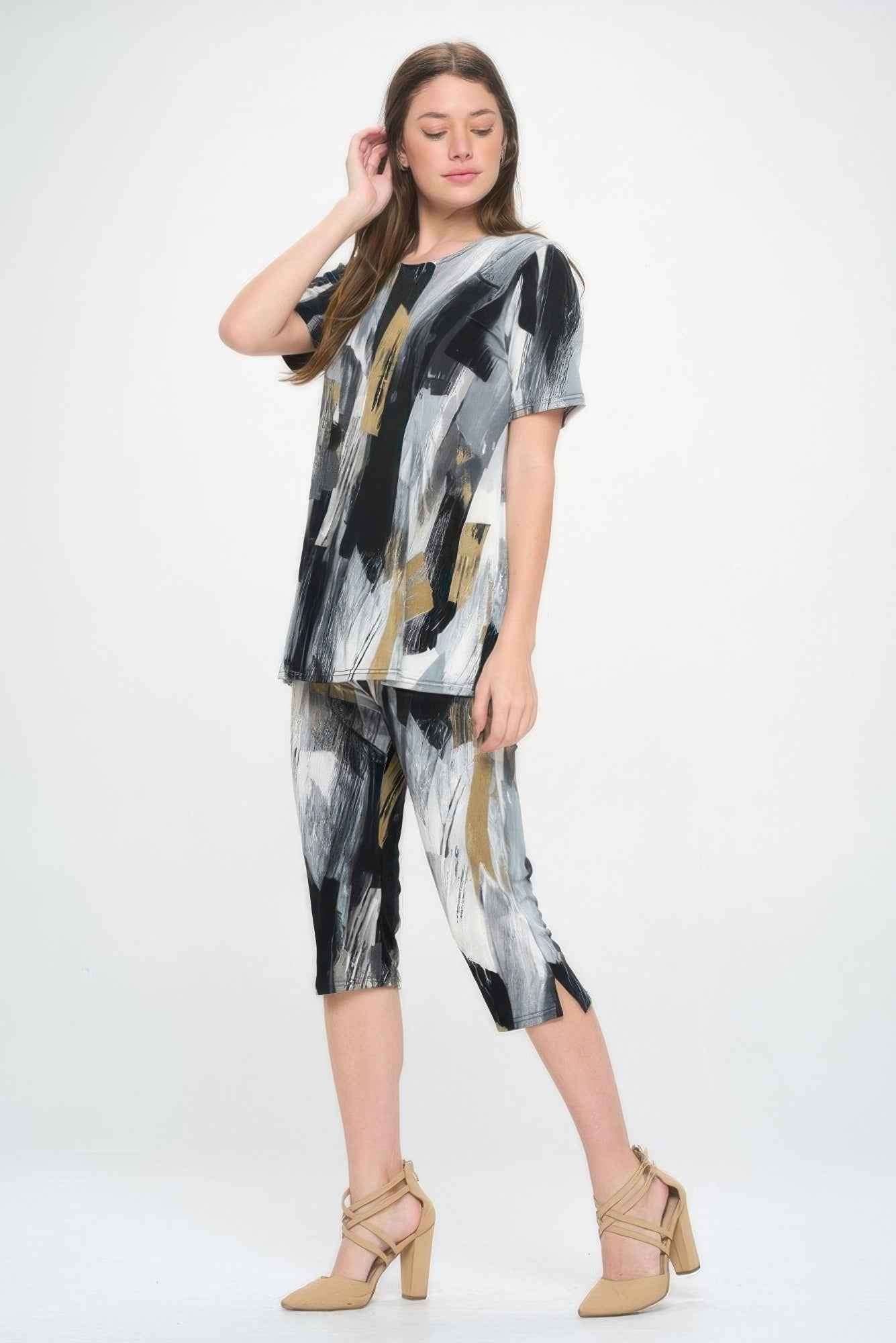 Short Sleeve Top Capri Pants Set