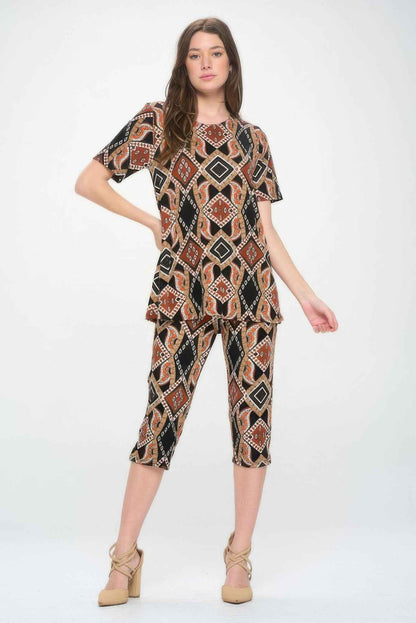 Short Sleeve Top Capri Pants Set